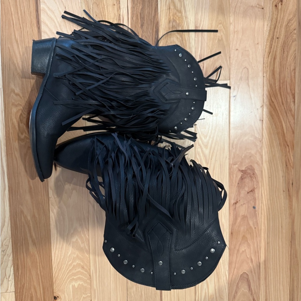 Black Fringe Western Boots